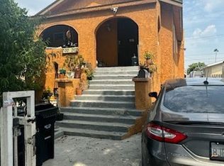 7102 Estrella Ave, Los Angeles, CA 90044
