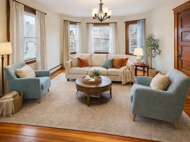 5-7 Hoyle St #7 — Photo 1