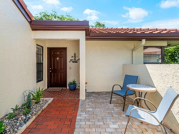 4th image of 5492 Atlantic Palm Court #B