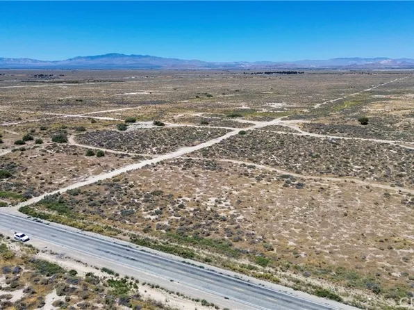 0 Vic Ave #F14-15, Lancaster, CA 93535