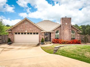 7 Majestic Cv, Maumelle, AR 72113
