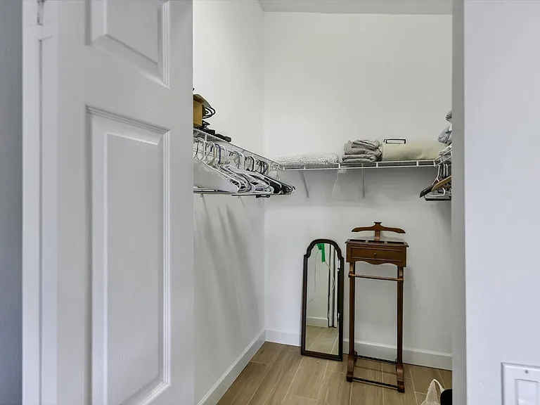 7234 Eleanor Cir #203 — Photo 19