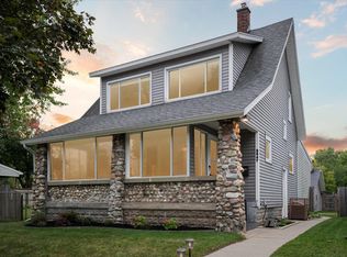 2047 Eastern Ave NE, Grand Rapids, MI 49505