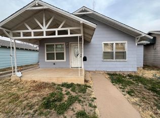 710 Independence St, Plainview, TX 79072