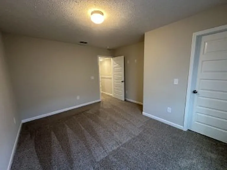 1850 Madison St #306 — Photo 15