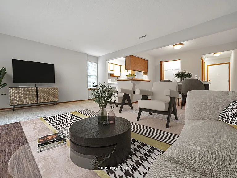2900 W War Memorial Dr — Photo 30