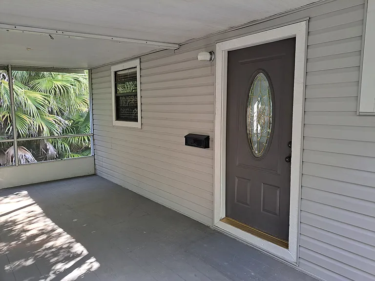 Private entrance.
