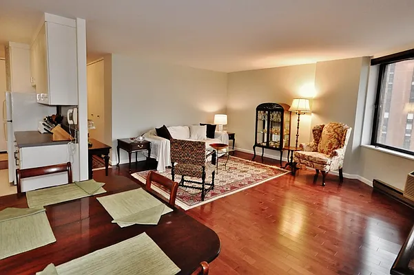 Rented by Corcoran | media 45