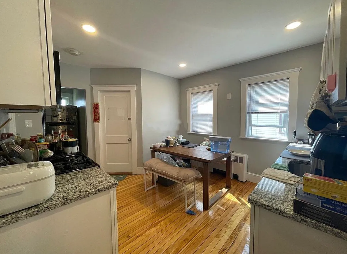 2 bed, $3,150 — Photo 4