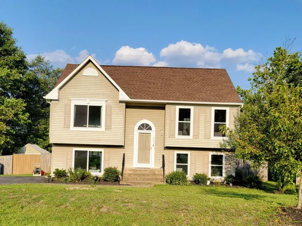 10003 Erlwood Ct, Fredericksburg, VA 22407