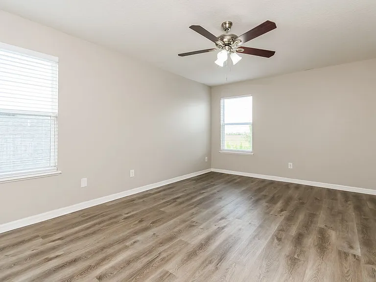 4911 Windbourne Way — Photo 11