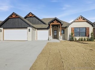 23119 E 107th St S, Broken Arrow, OK 74014