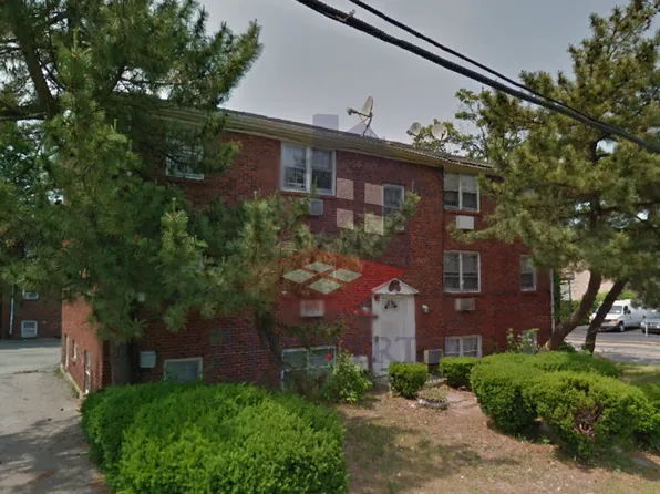 1 Lubec St APT 2, Providence, RI 02904