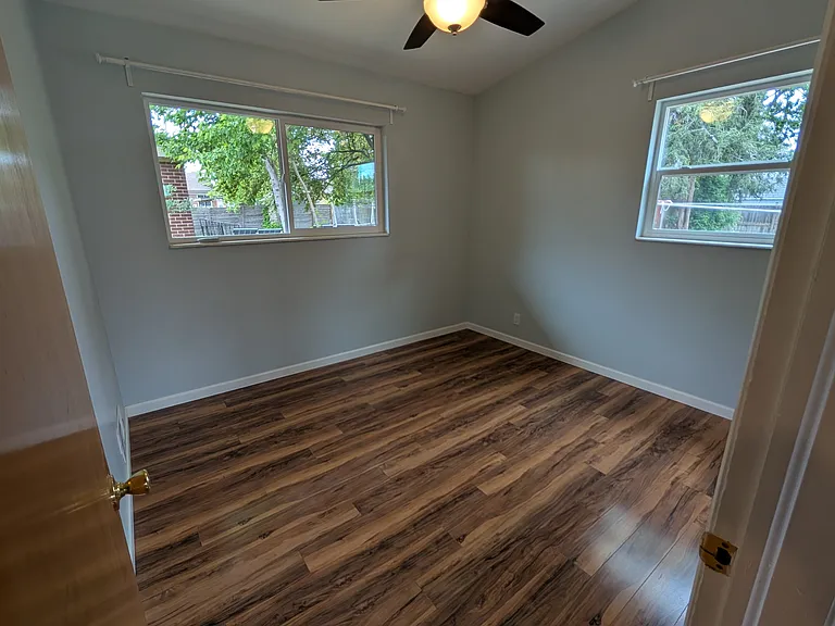 923 N 1200 W — Photo 7
