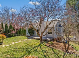29 Canterbury Rd, Asheville, NC 28805