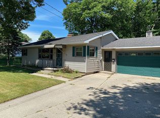 2974 Beach St, Muskegon, MI 49441