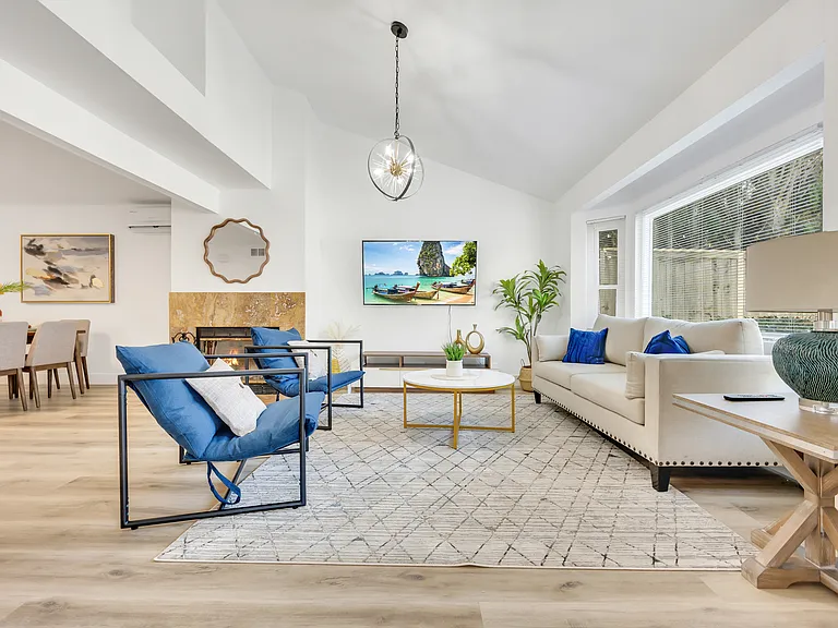 348 Molino Ave — Photo 6