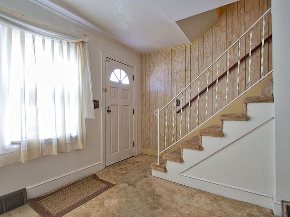 3rd image of 460 Harless St