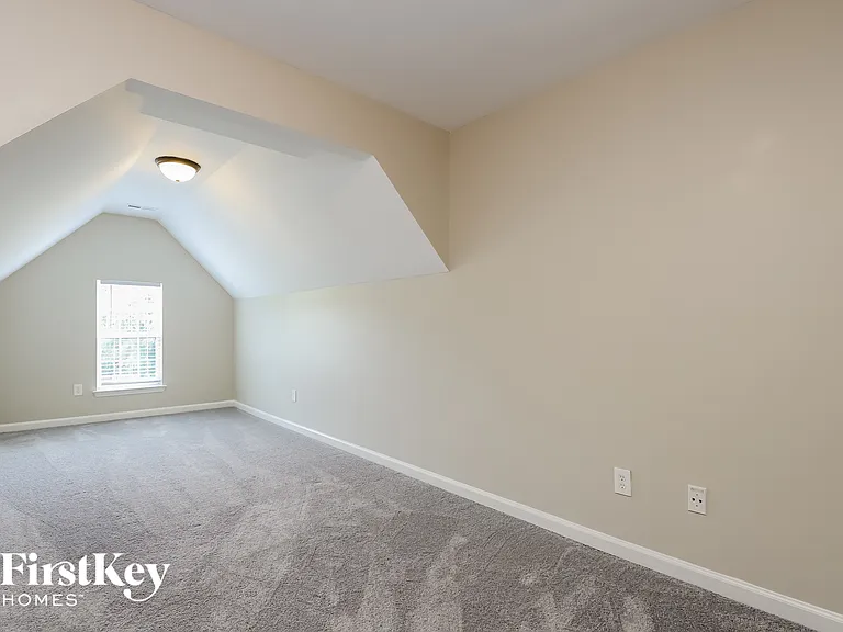 10 Aaron Ln — Photo 12