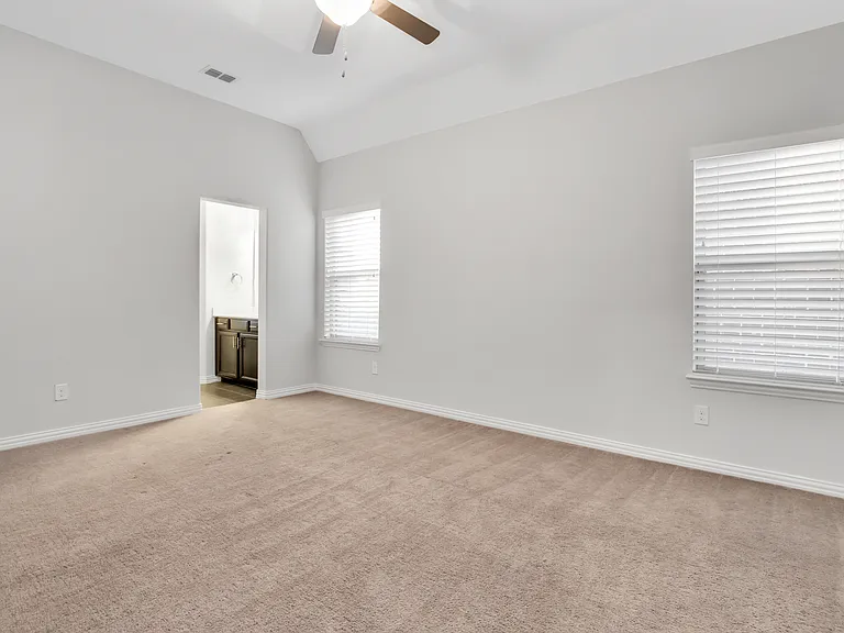 724 Orleans Dr — Photo 38