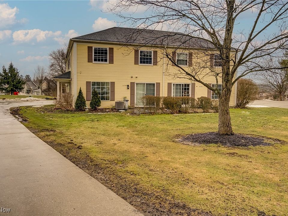 1st image of 13738 Oakbrook Dr