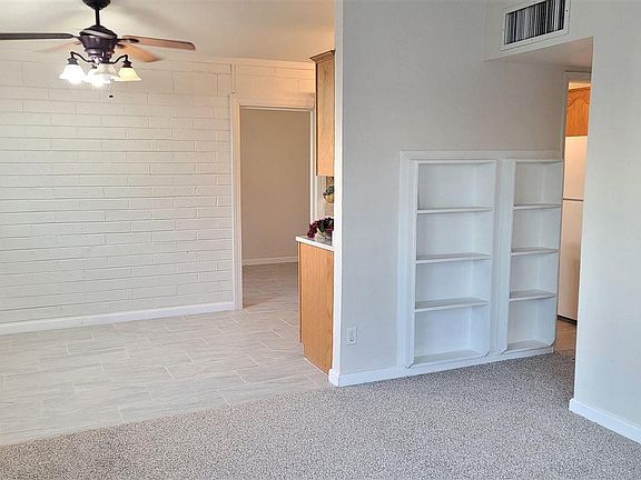 3rd image of 2628 S Las Palmas Vista Ave