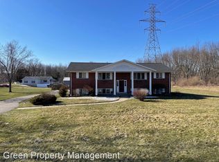 680 Lake Michigan Dr NW #12091720, Grand Rapids, MI 49534
