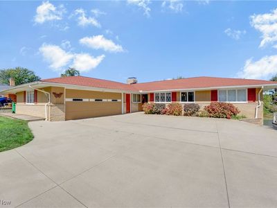 8161 Lake Shore Blvd, Mentor, OH, 44060