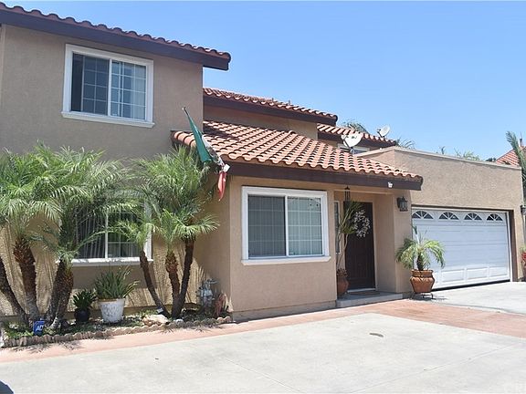 3rd image of 4539 Santa Ana St APT D