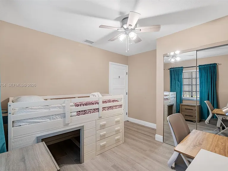 4220 Grove Park Ln — Photo 23
