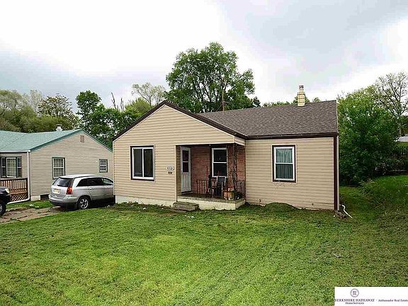 2nd image of 6323 N 36th Ave