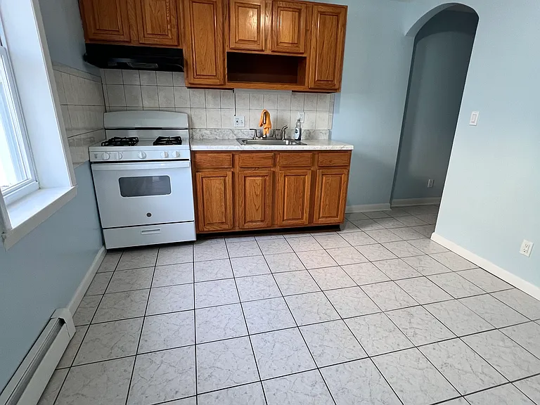 87 Troast St #1 — Photo 6