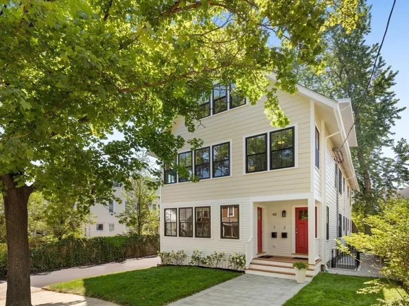 48 Mount Vernon St #2, Arlington, MA 02476