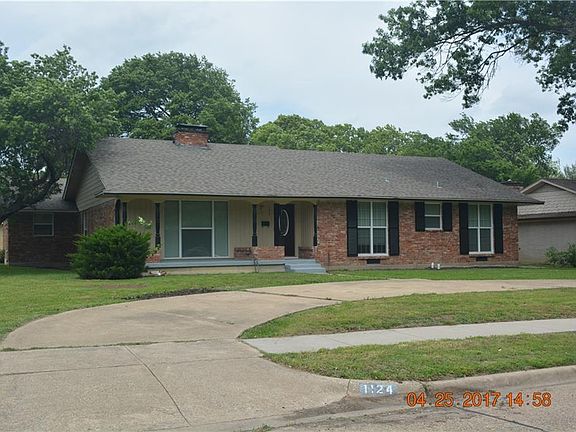 2nd image of 1124 Wildwood Ln