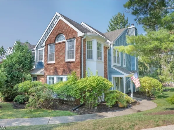 67 Laurelwood Ct, Rockaway Twp., NJ 07866