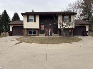 1040 S Lincoln Rd, Mount Pleasant, MI 48858