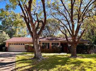 5705 Derby Ln, Beaumont, TX 77706