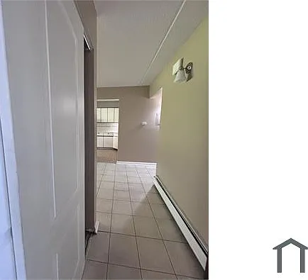 719 E Waterloo Rd — Photo 3
