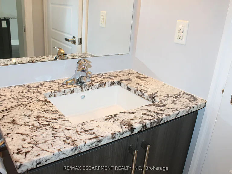 35 Southshore Cres #316 — Photo 23