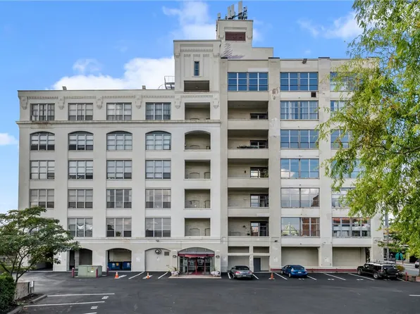 5850 Centre Ave APT 213, Pittsburgh, PA 15206