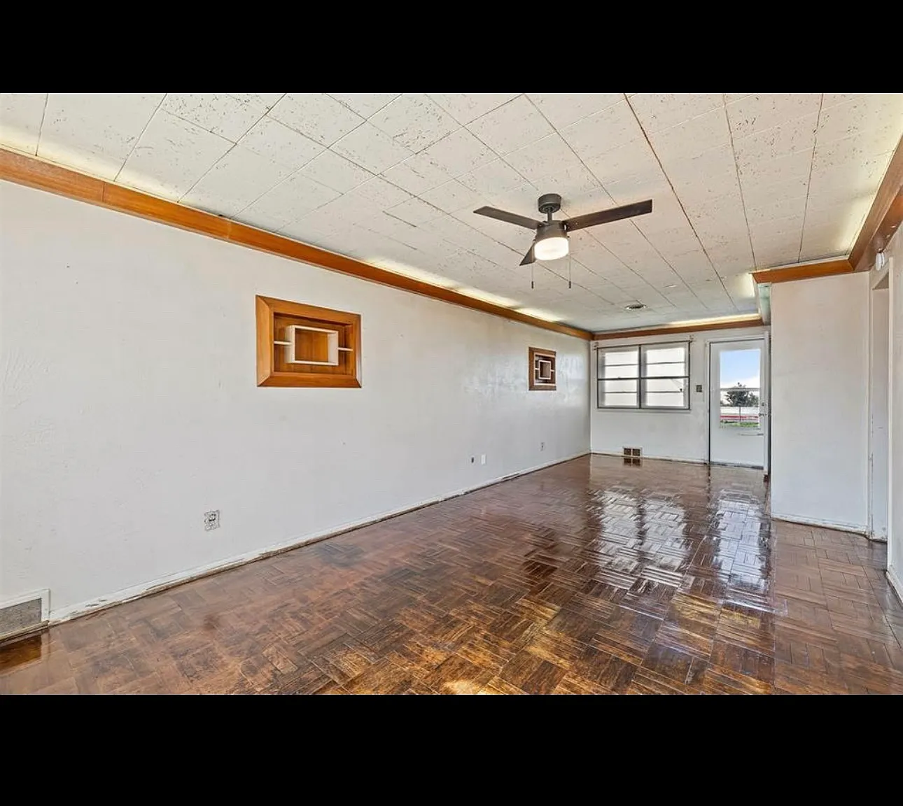 4337 SE 20th St — Photo 3