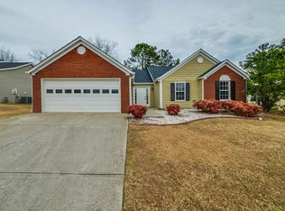 3327 Hobbit Gln, Powder Springs, GA 30127