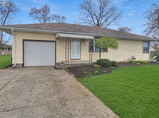 866 Flat Rock Rd, Bellevue, OH 44811