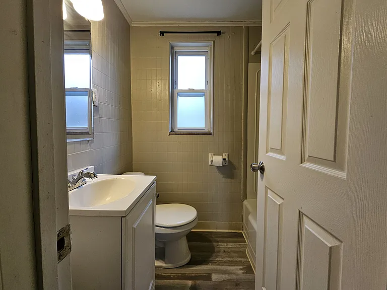 855 Hamil Rd — Photo 7