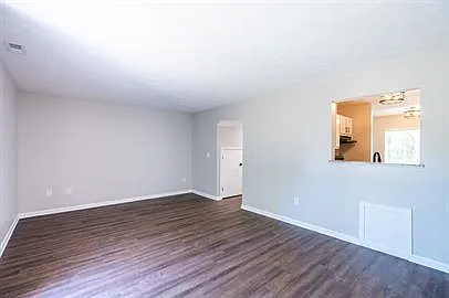 1315 S Senate Ave — Photo 5
