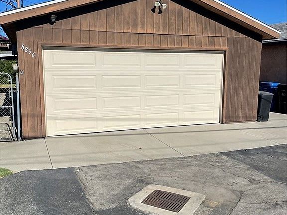 3rd image of 8856 Hermosa Dr