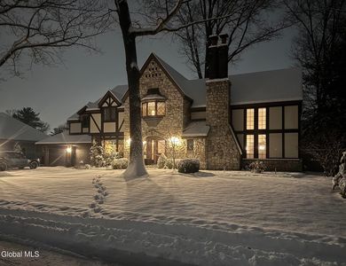 32 Fairway Court, Albany, NY, 12208