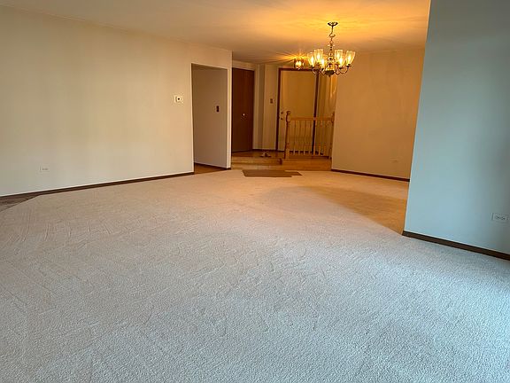 4th image of 9756 Mill Dr E APT E1