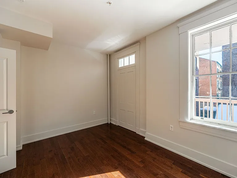 56 E McMicken Ave — Photo 22