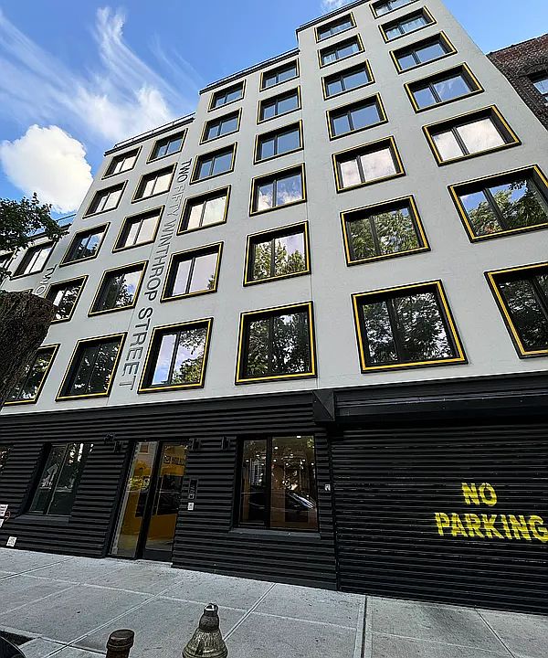 1st image of 240 Winthrop St #5